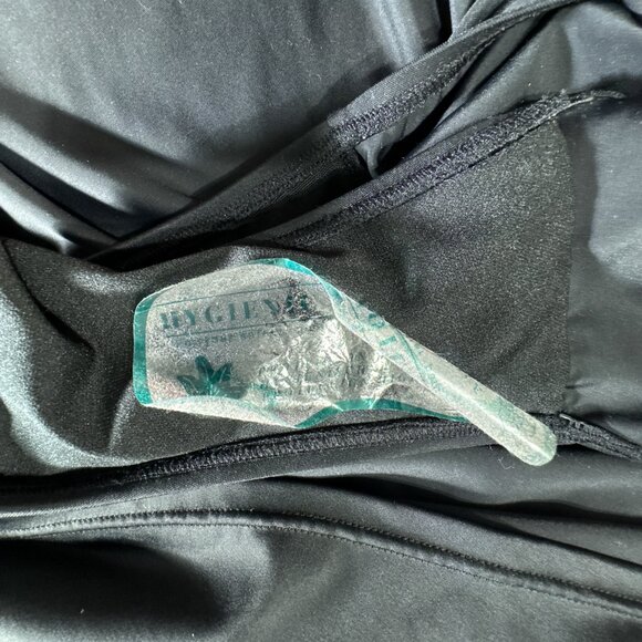 Swimsuits For All Black One Piece Swimdress Size 24 Empire Square Neck - Picture 10 of 10